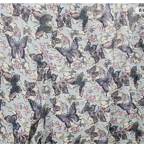 Mossimo Supply Co Chiffon Butterfly Pattern Blouse - Size XL - Picture 2 of 8